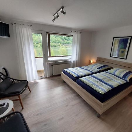 Pension Mosella, Gästezimmer Sankt Aldegund Exterior foto