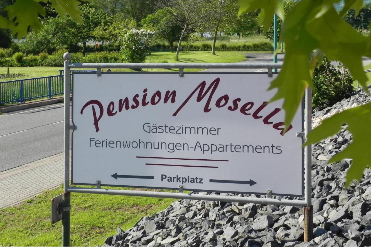 Pension Mosella, Gästezimmer Sankt Aldegund Exterior foto